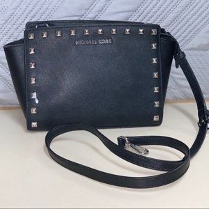 Michael Kors Selma Medium Stud Saffiano Messenger